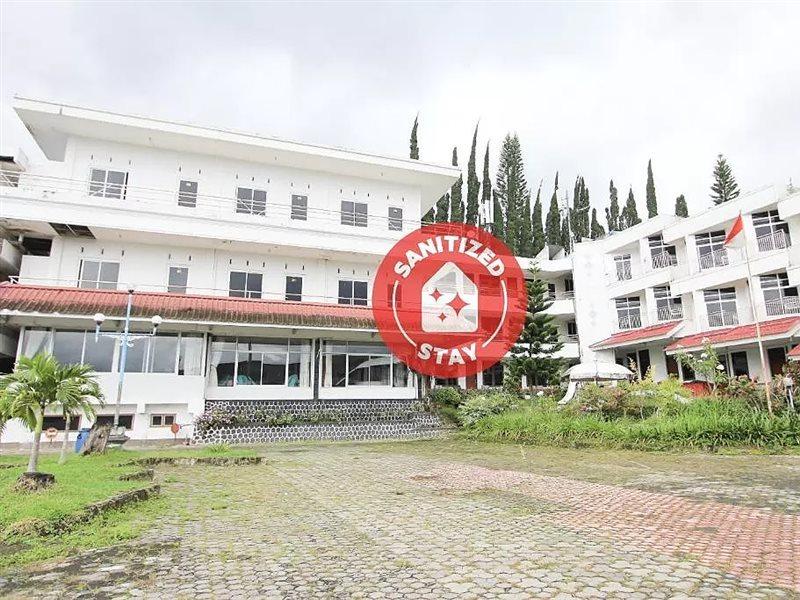 Oyo 90028 Hotel Victory باتو المظهر الخارجي الصورة