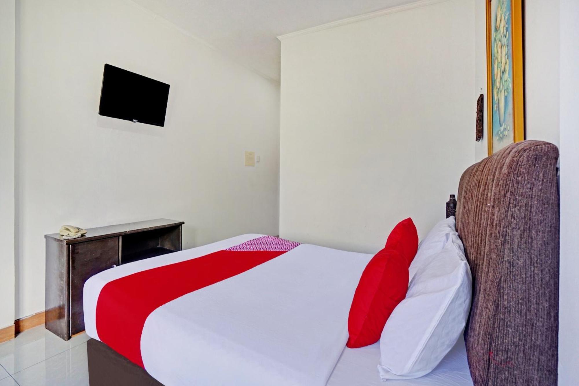 Oyo 90028 Hotel Victory باتو المظهر الخارجي الصورة