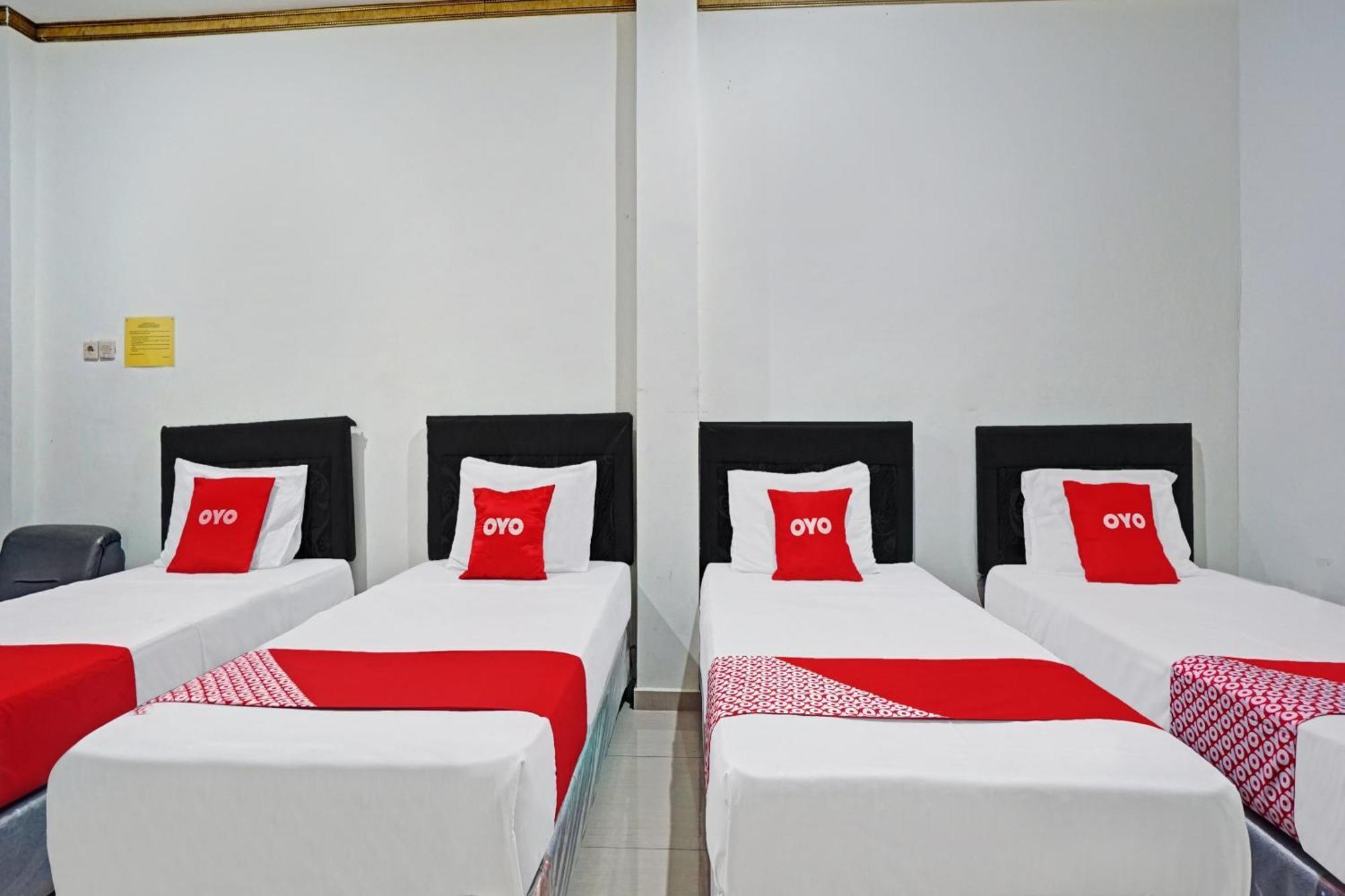 Oyo 90028 Hotel Victory باتو المظهر الخارجي الصورة